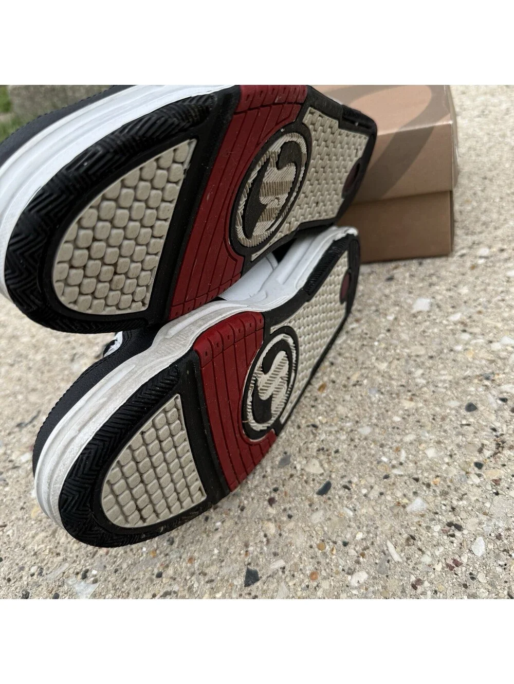 DVS Sequence Chunky Skate Shoes White/Black Size 12 W/ Box Rare Skateboarding